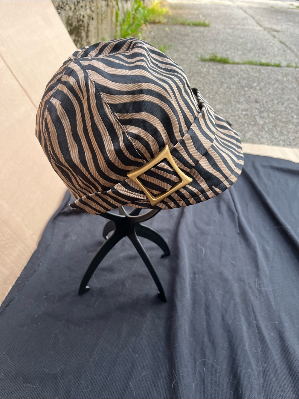 Zebra-Stripe Black and Tan Bucket Hat with Square Buckle